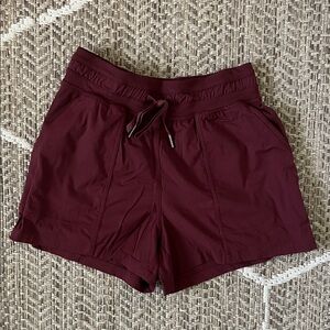 lululemon dance studio 3.5” short